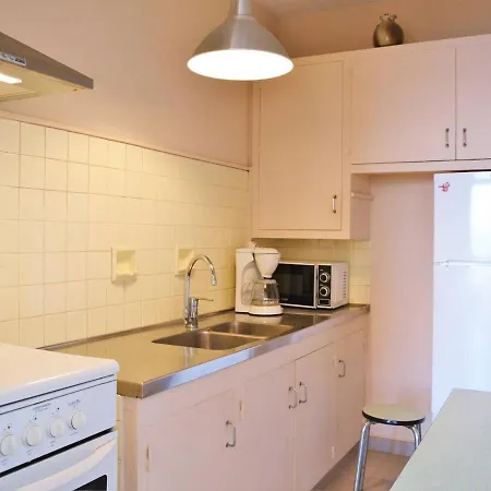 T2 Climatise, Terrasse, A 3 Couchages - Fr-1-251-379 Apartment Le Lavandou